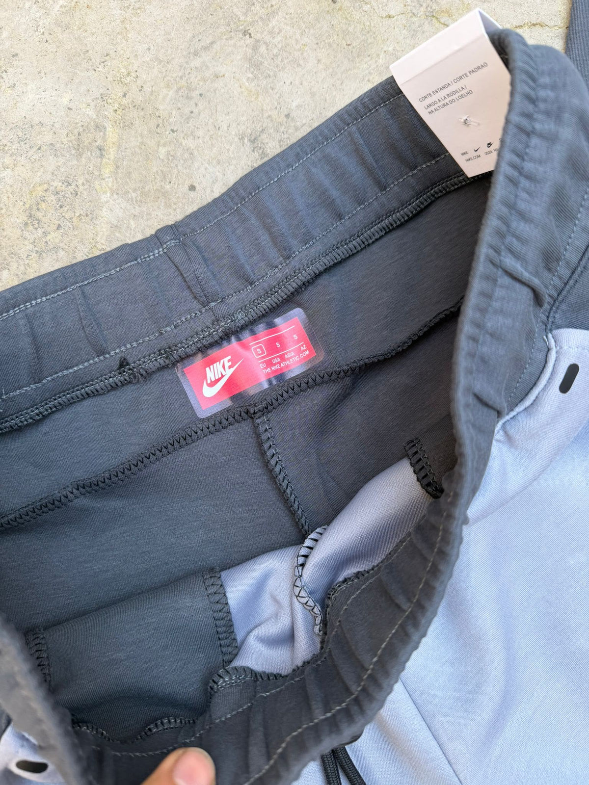 Nike tech