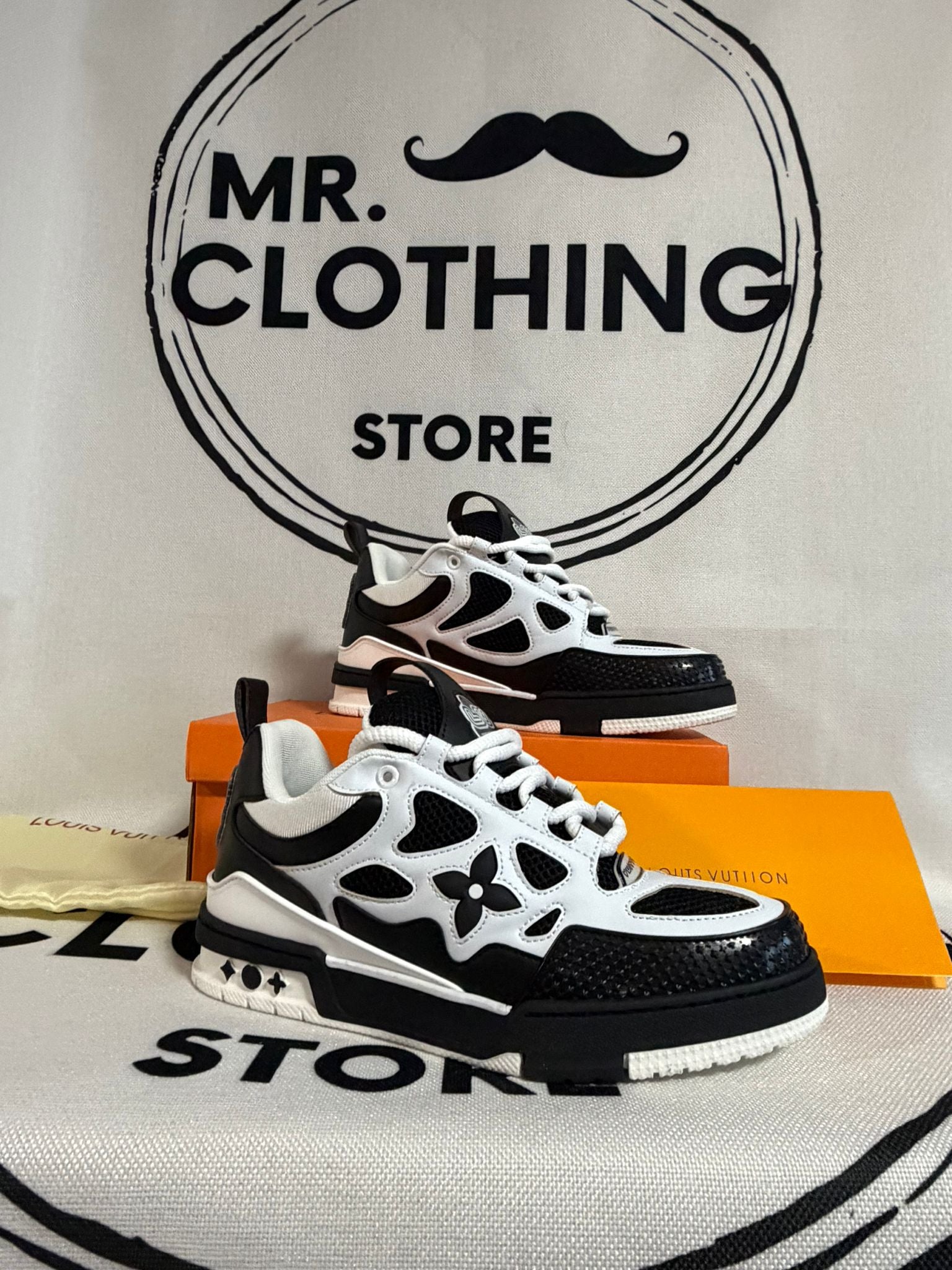 Lv skate Blanco Negro