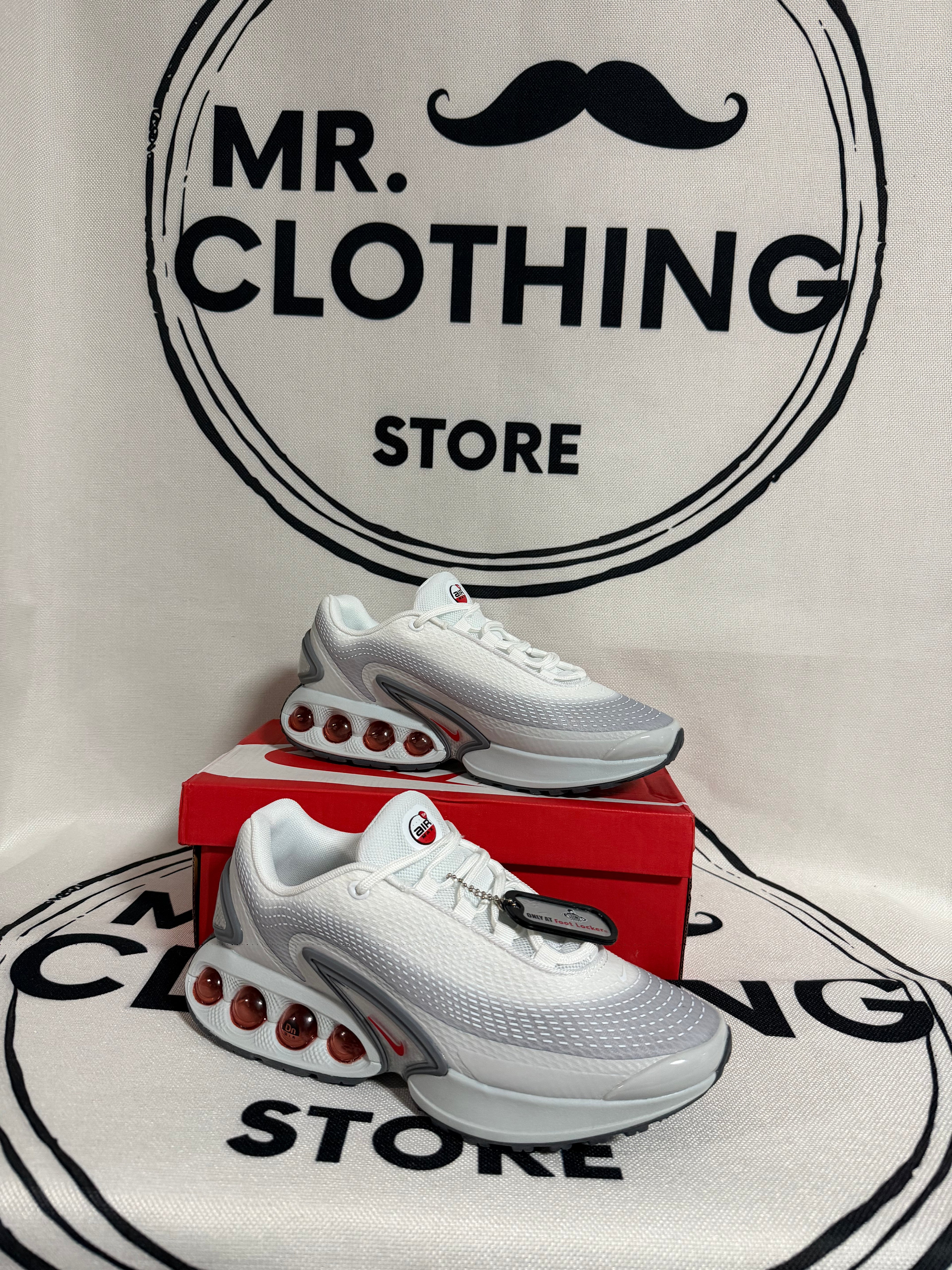 Nike Air Max Dn SE Light Smoke Grey White Smoke Grey University Red