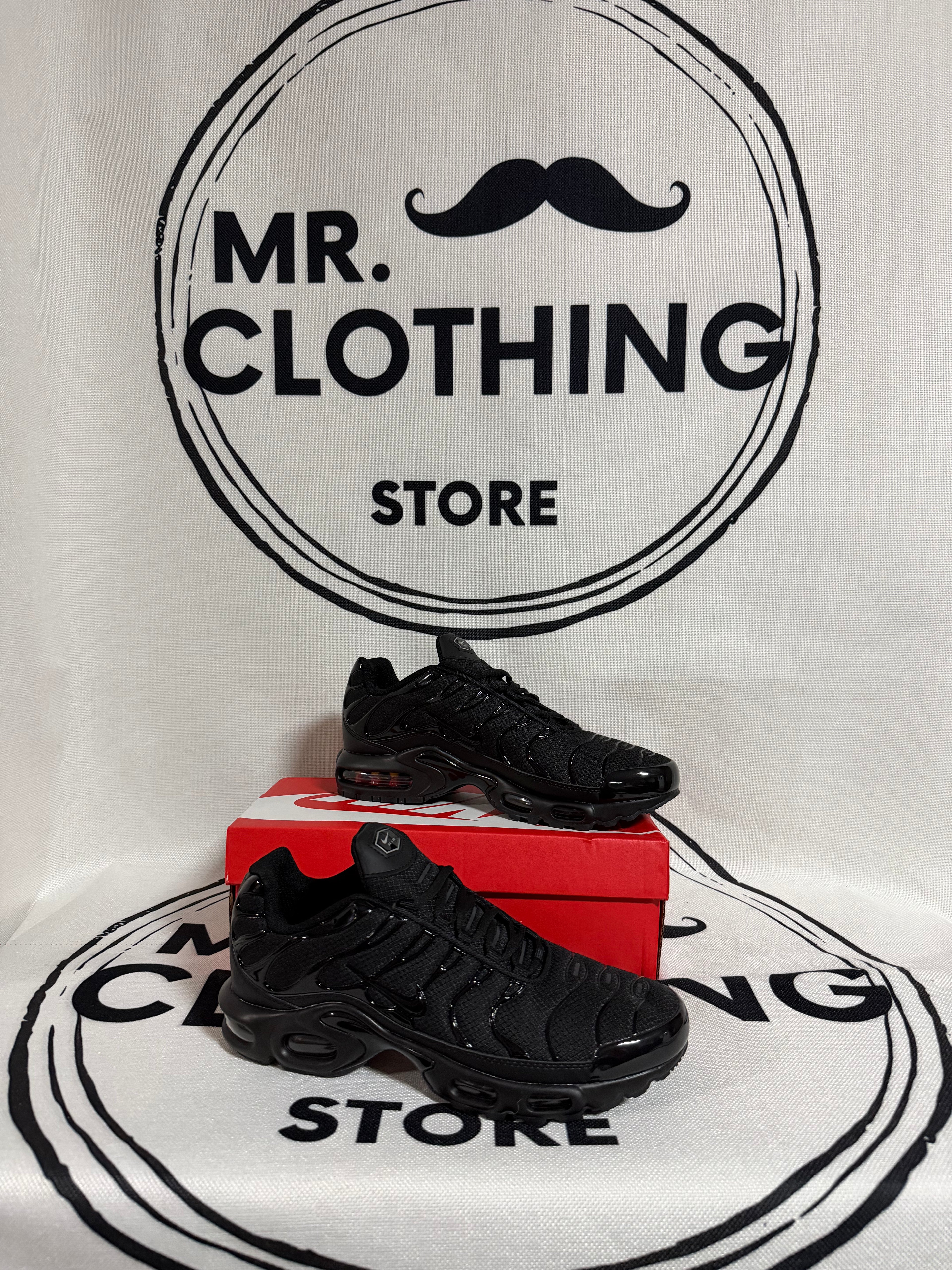 Nike air max tn full black